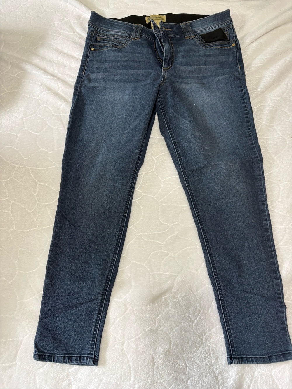 Democracy Women's Skinny Jeans in Dark Blue Wash